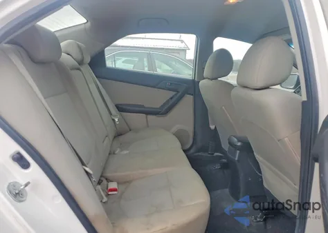 2011 Kia Forte Ex z USA, uszkodzony, nr VIN KNAFU4A2XB5366878